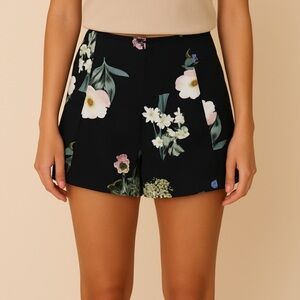 European Floral Black Women's Shorts XS